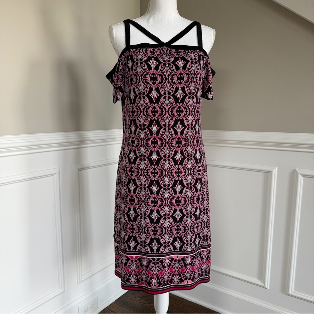 White House Black Market  Black and Pink Patterned Reversible Dress Size Medium
